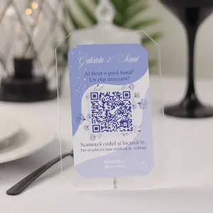 QR Moments Albastru – Premium din Plexiglas cu Autocolant