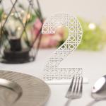 Numere de Masă din Lemn cu Model Oriental – Tăiate pe Laser, Vopsite Alb