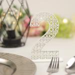 Numere de Masă din Lemn cu Model Oriental – Tăiate pe Laser, Vopsite Alb