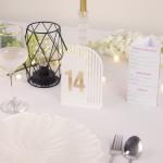 Numere de Masă Plexiglas Semioval Asimetric, Eleganță Modernă pentru Evenimente, Nuntă, Botez